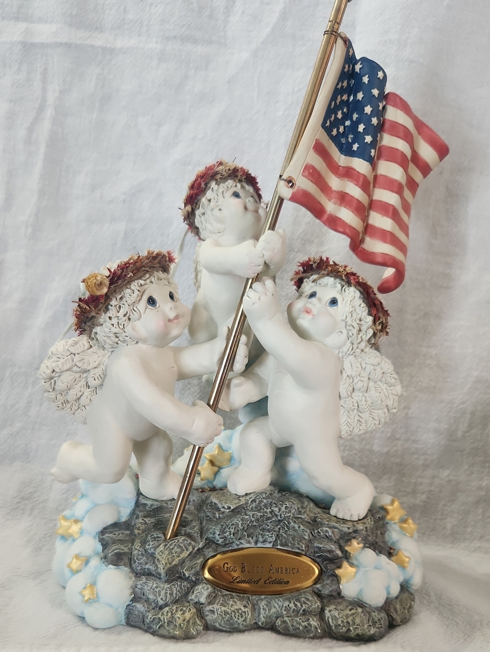 Dreamsicles Patriotic Figurine.